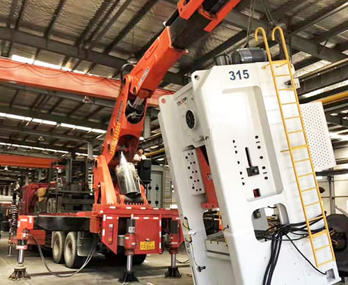 平邑提升工作效率，选择优质折臂吊租赁服务