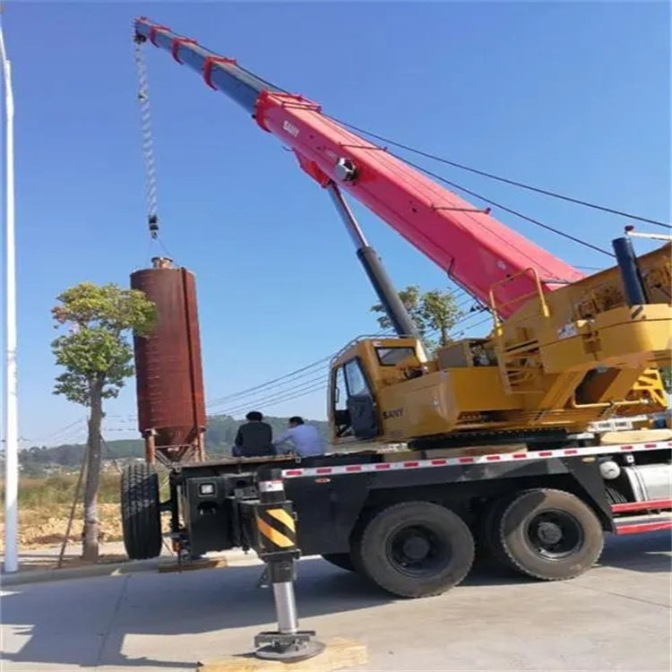 平邑专业吊车租赁多少钱