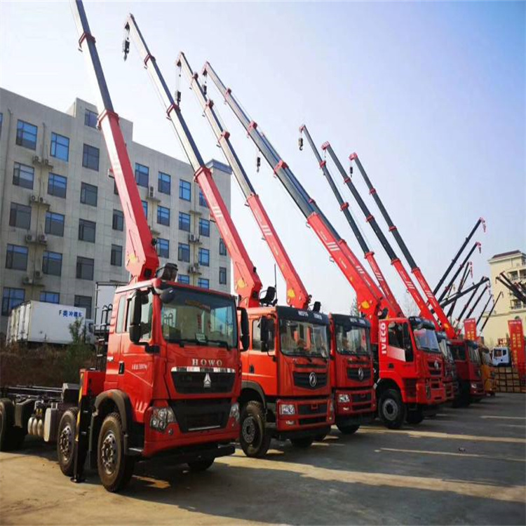 平邑租专业吊车电话