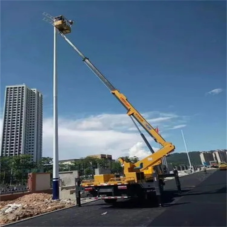 平邑维修路灯的曲臂升降车出租