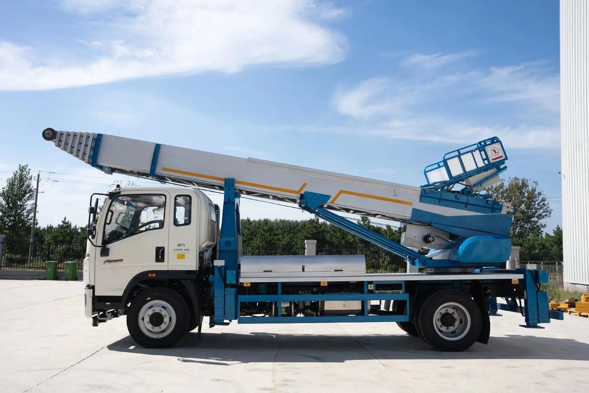 平邑云梯上料车租赁费用