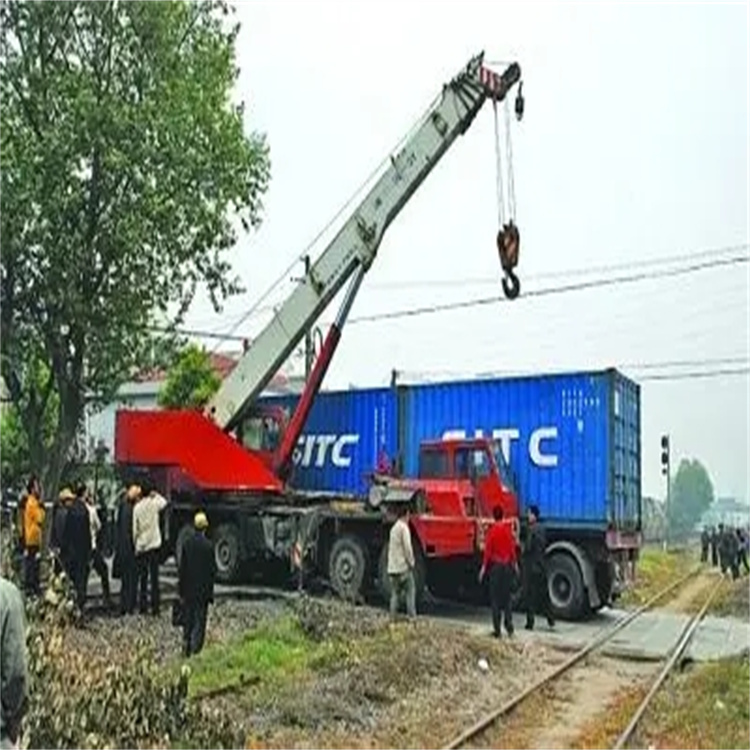 平邑如何快速找到附近的吊车救援公司