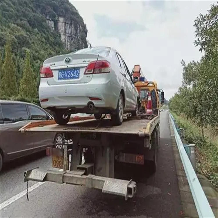 平邑吊车吊小车正确部位